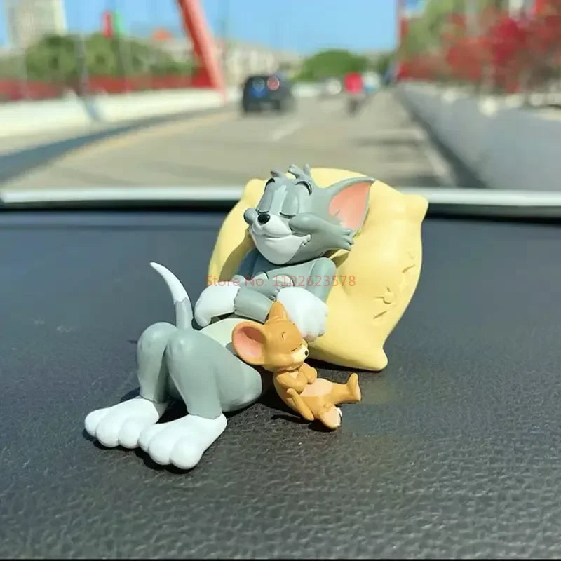 New Tom Cat Jerry Mouse Car Ornament Cute Desk Decorations Adorable Figurines Collectible Toy Figures Auto Motive Interior Gift